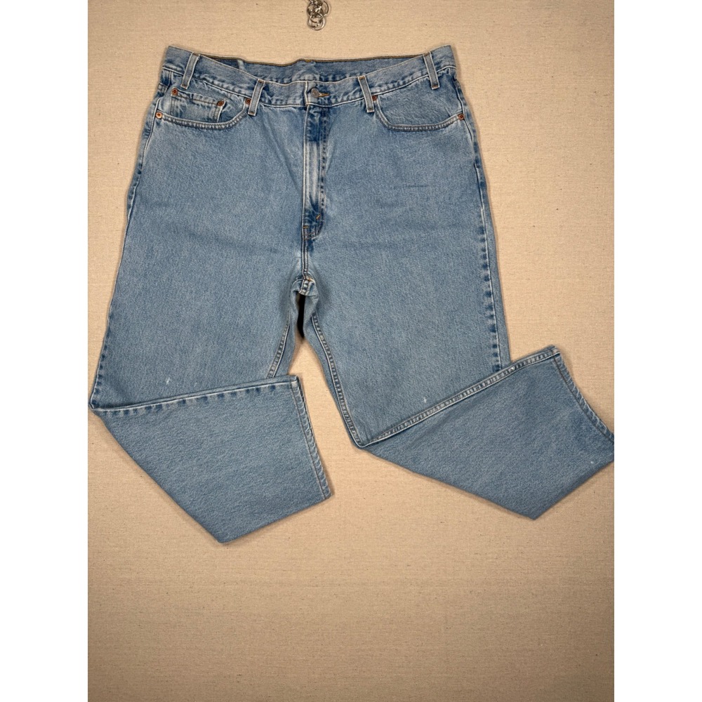 Levis 550 Relaxed Fit Jeans Mens 42x30 Light Wash Blue Denim Tapered Leg